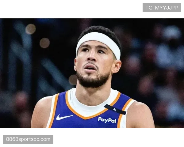 德文·布克单打拉开差距，关键时刻得分效率显著提升