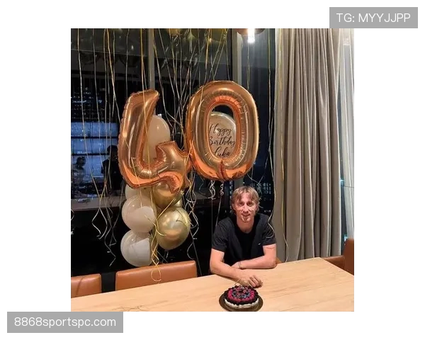 梅西与莫德里奇：进攻组织与终结效率对比分析